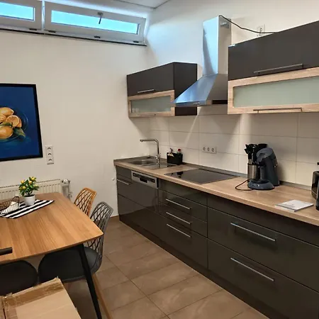 Renatus Appartement *