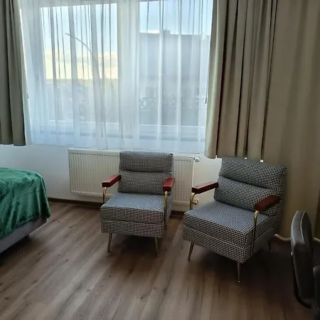 Renatus Appartement *